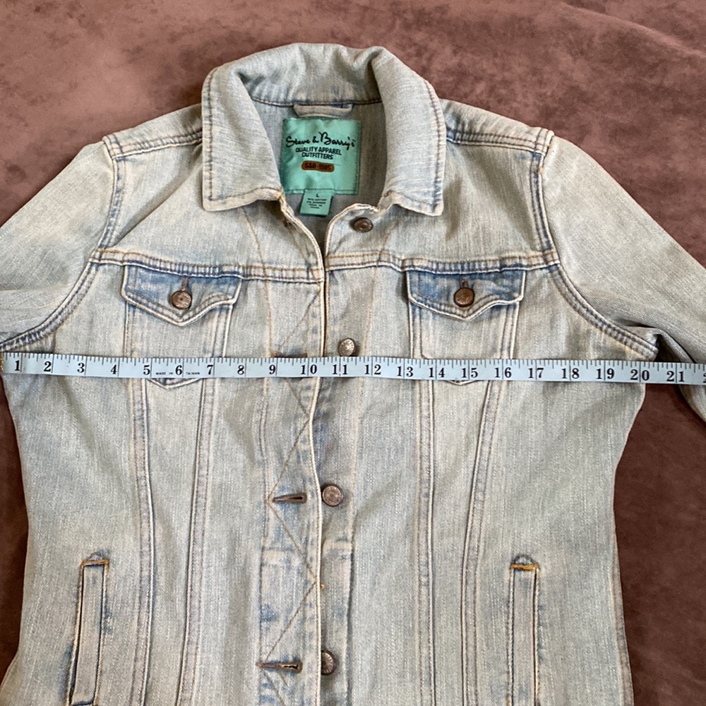 NWOT Jean jacket - Picture 3 of 6